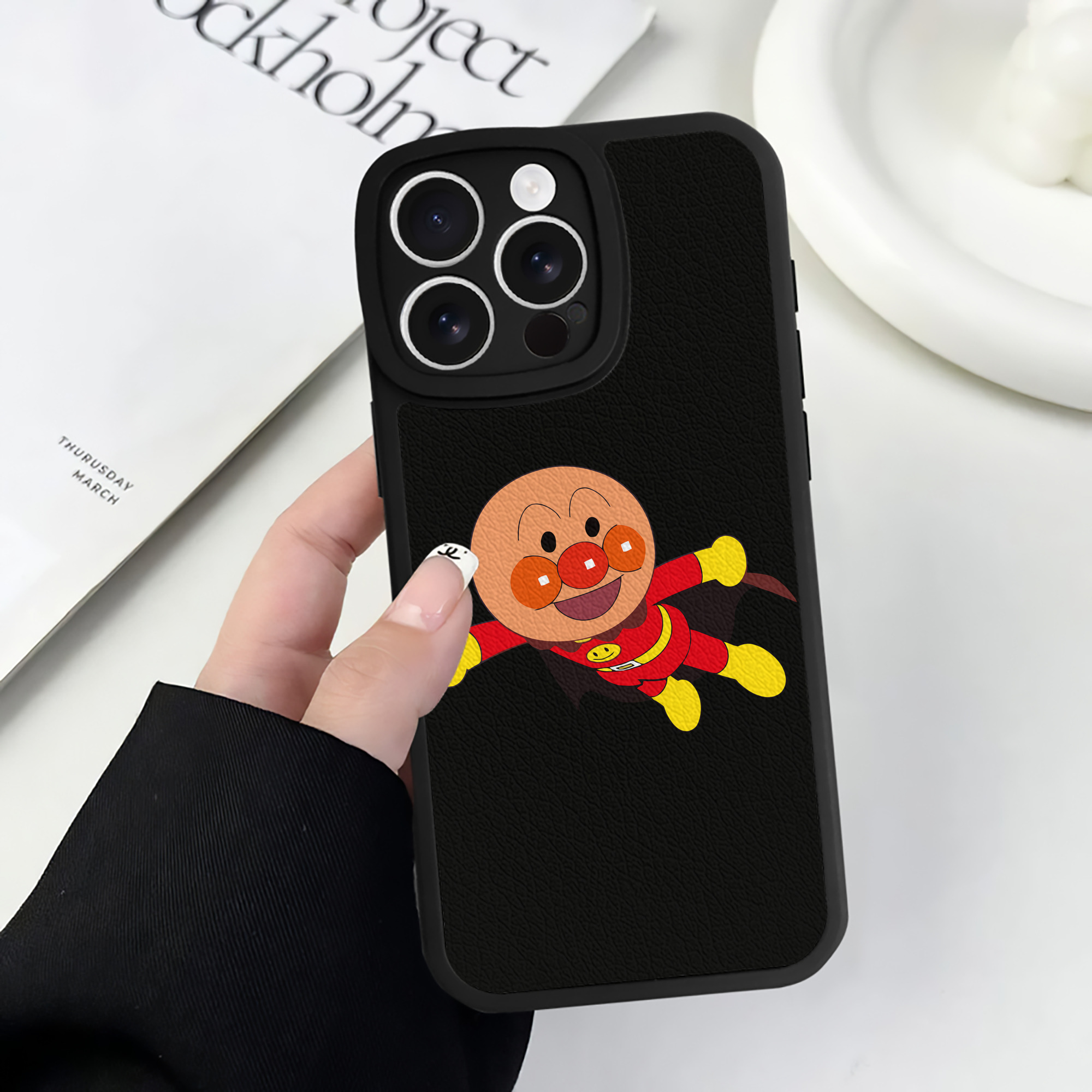 （画像用） アンパンマン Anpanman 【iPhone 16シリーズ対応】シリコンスマホケース（レザー調） 材質：シリコン